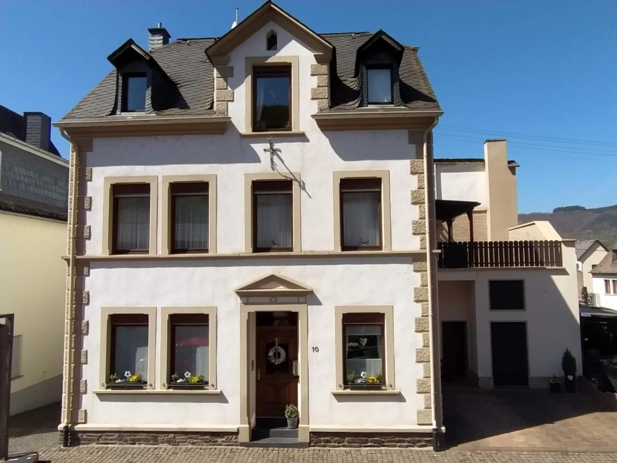 Ferienhaus Treis Neef Exteriör bild